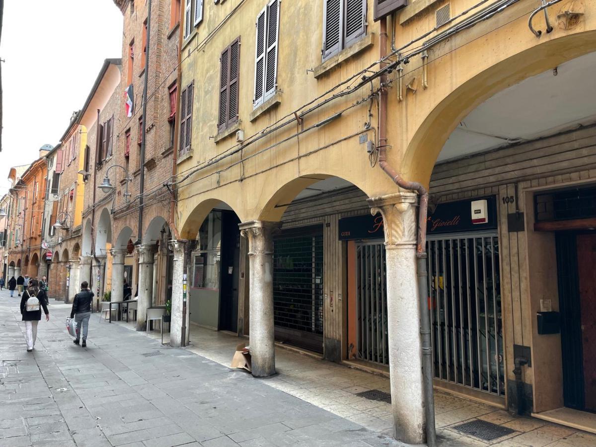 Le Civette Lägenhet Ferrara Exteriör bild