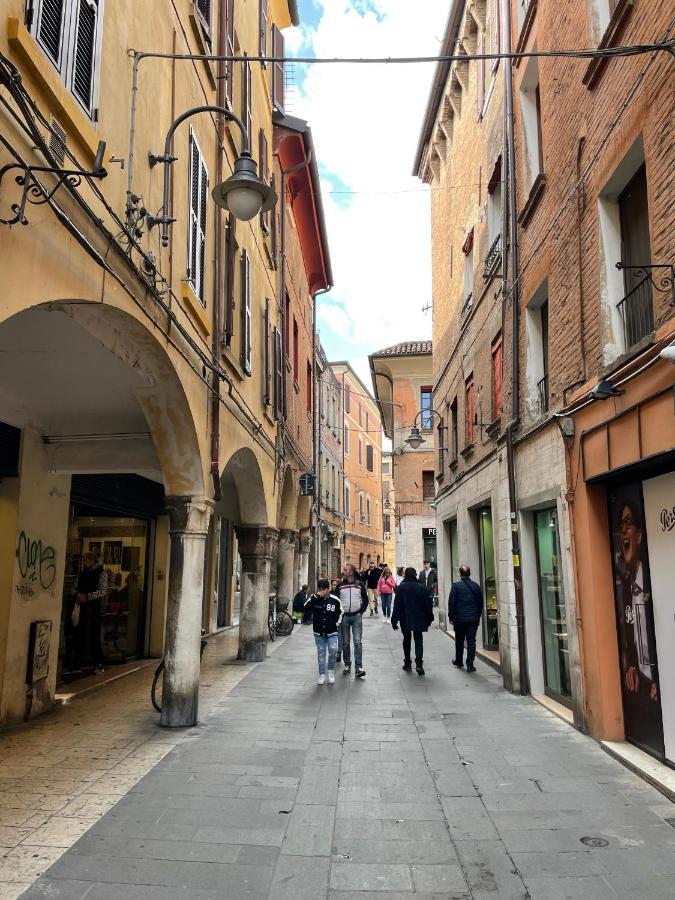 Le Civette Lägenhet Ferrara Exteriör bild