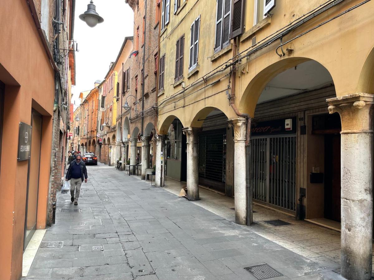 Le Civette Lägenhet Ferrara Exteriör bild